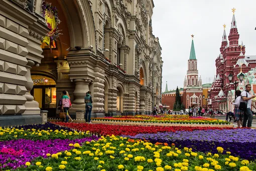 Июль в ГУМе Июль в ГУМе