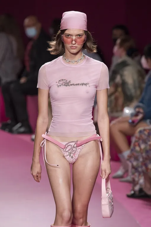 Blumarine весна-лето 2022