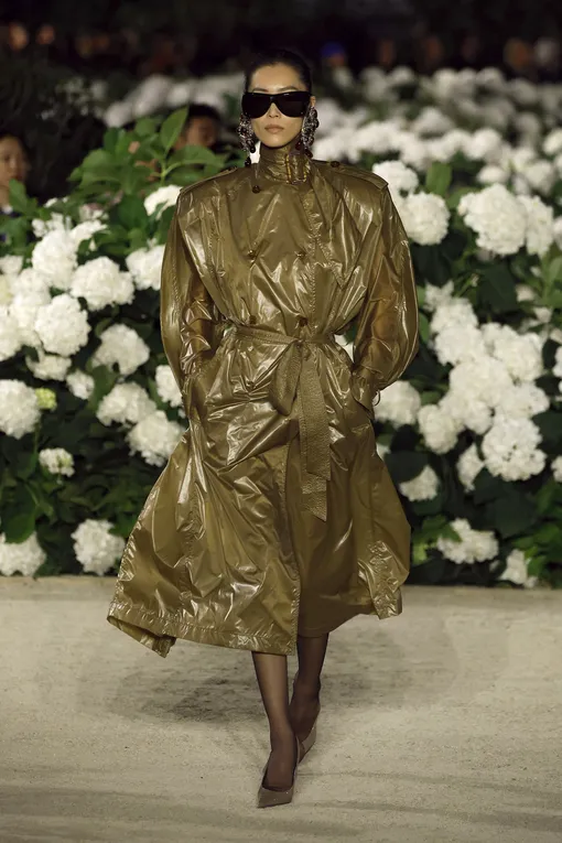 Saint Laurent весна-лето 2026