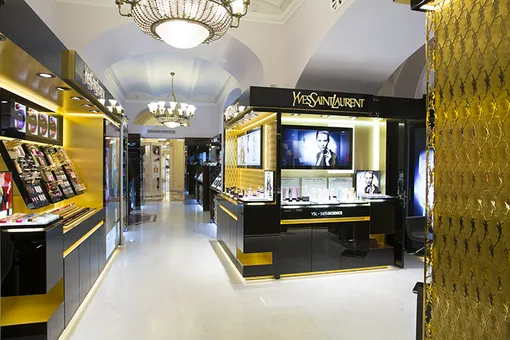 Открытие корнера Yves Saint Laurent в ГУМе Открытие корнера Yves Saint Laurent в ГУМе