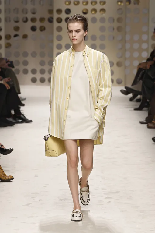 Tod's весна-лето 2026