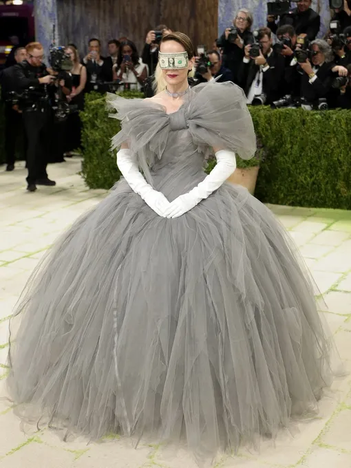 Сара Полсон на Met Gala-2026 Сара Полсон на Met Gala-2026