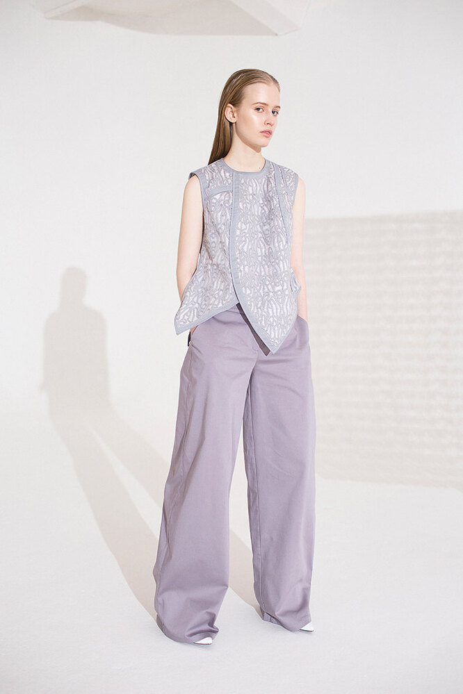 Базовый гардероб из металлизированного хлопка, полиуретановой сетки и ...