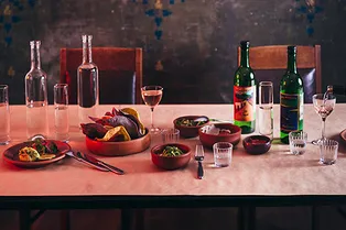 Коктейли без сахара, раклет-бар и модные десерты: главные гастрономические события недели