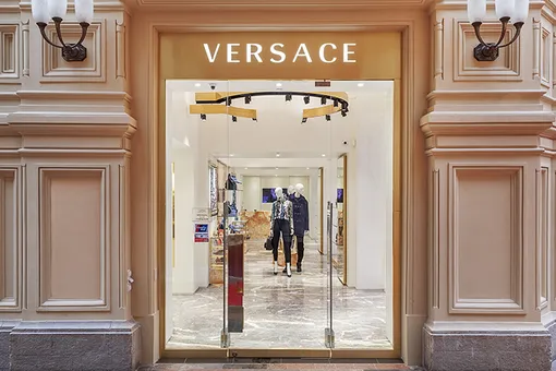 В ГУМе открылся бутик Versace