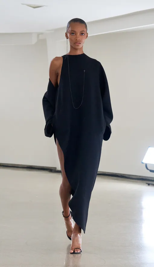 Alaïa весна-лето 2025