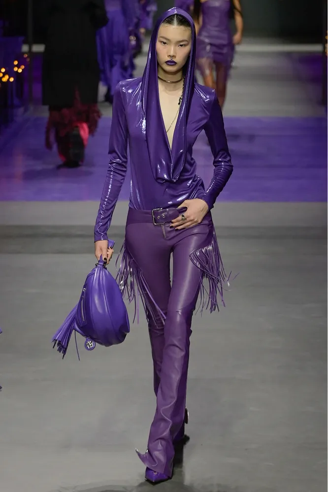 VERSACE весна-лето 2023