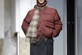 7 стильных коротких пуховиков, которые стоит купить уже сейчас 7 стильных коротких пуховиков, которые стоит купить уже сейчас