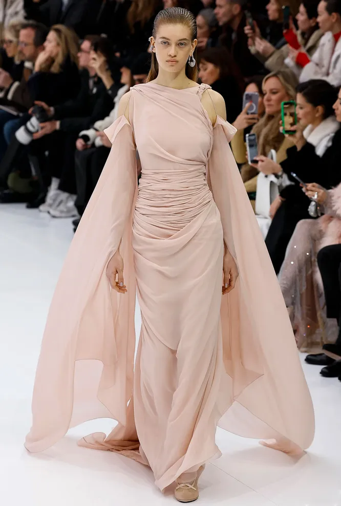 FENDI весна-лето 2023 FENDI весна-лето 2023