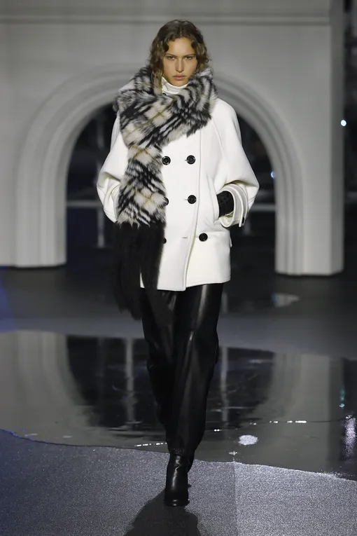 Burberry осень-зима 2026/27 Burberry осень-зима 2026/27