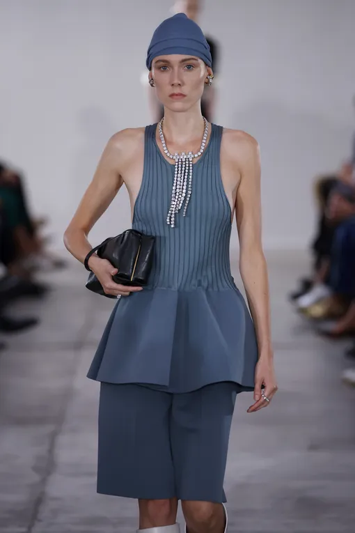 Jil Sander весна-лето 2024 Jil Sander весна-лето 2024