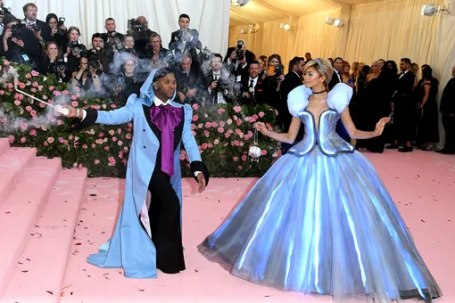 Лоу Роуч и Зендая на Met Gala 2019