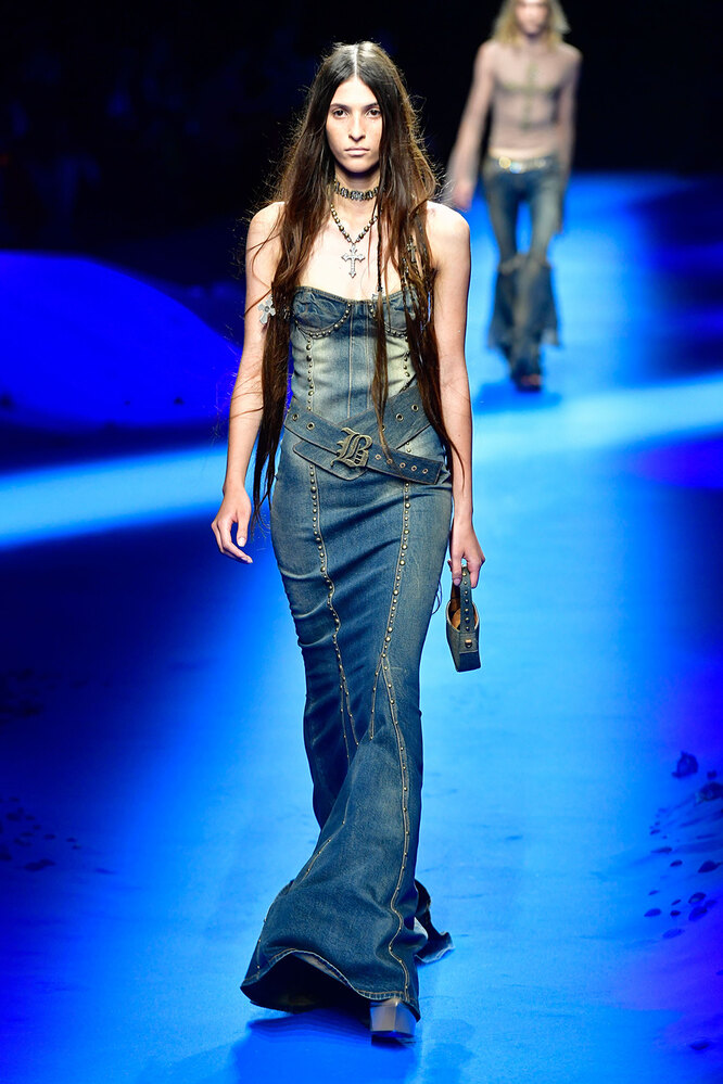 Blumarine весна-лето 2023