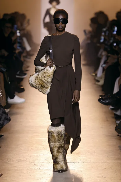 Elie Saab осень-зима 2025/26 Elie Saab осень-зима 2025/26