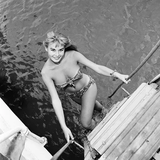 Мариза Аллазио, 1956 год