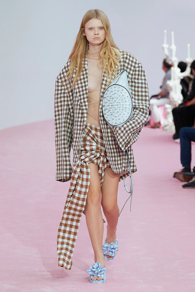 Acne Studios весна-лето 2023 Acne Studios весна-лето 2023