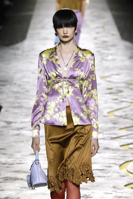 Versace весна-лето 2025 Versace весна-лето 2025