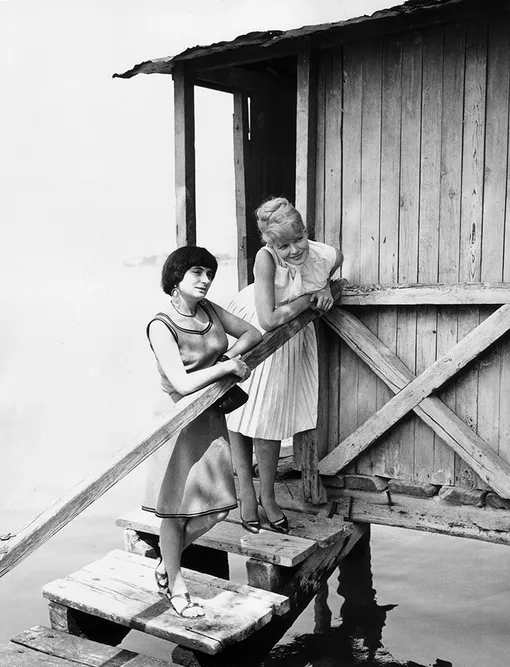 Аньес Варда и Коринн Маршан, 1962 год Аньес Варда и