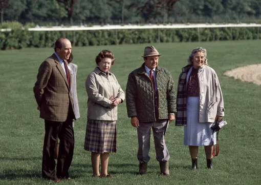 Королева Елизавета на приеме во Франции, 1987