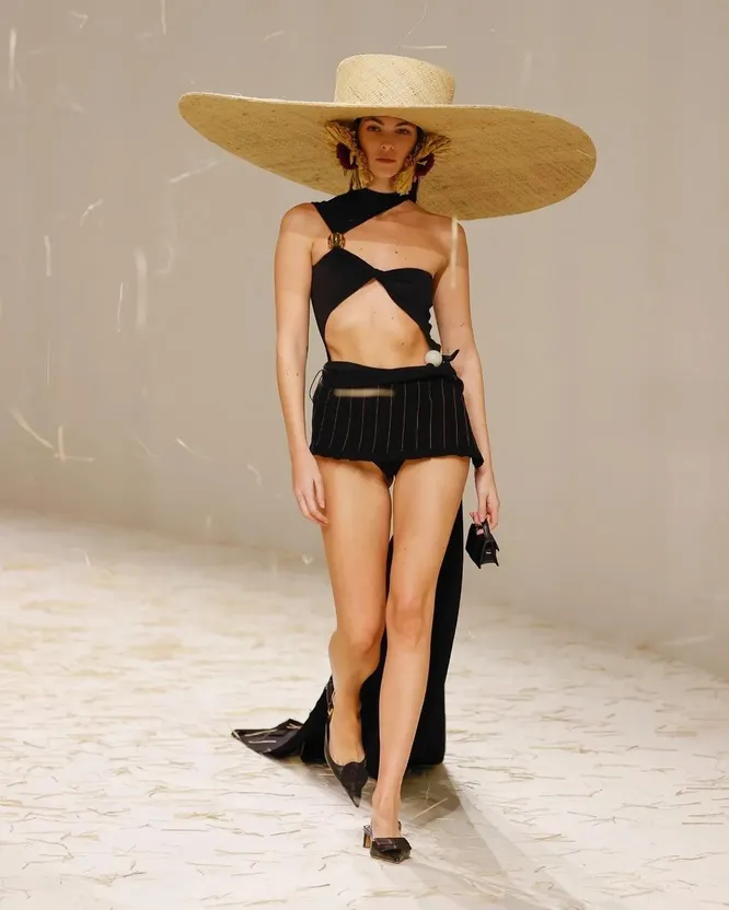 Jacquemus весна-лето 2023