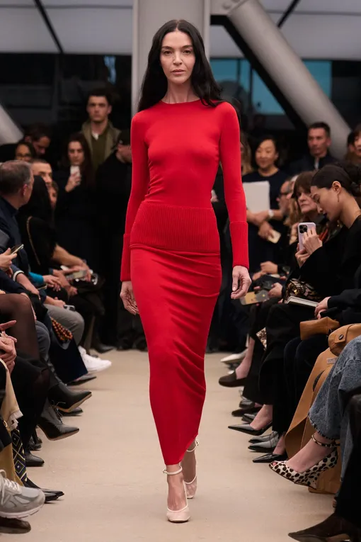 Alaïa осень-зима 2026/27 Alaïa осень-зима 2026/27
