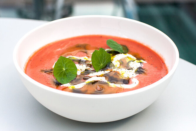 На крыше концепт-стора «КМ20» открылась летняя терраса