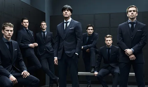 Сборная Германии по футболу в Hugo Boss, 2014 г. Сборная Германии по футболу в Hugo Boss, 2014 г.