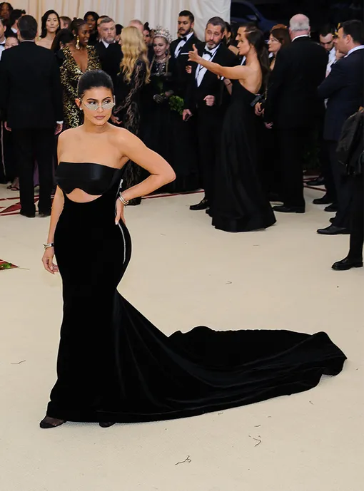 Кайли Дженнер на Met Gala 2018 Кайли Дженнер на Met Gala 2018