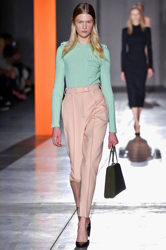 PRADA осень-зима 2023/24