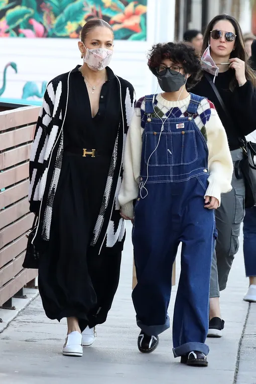 Дженнифер Лопес с дочерью Эммой Дженнифер Лопес с дочерью Эммой