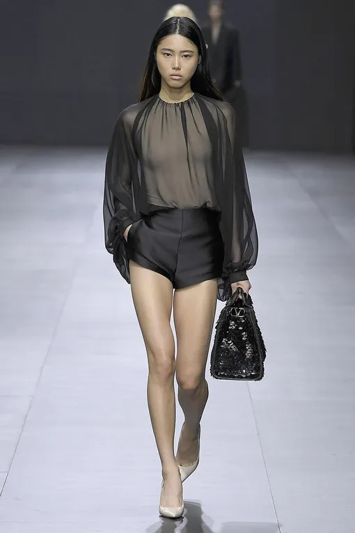 Valentino весна-лето 2023 Valentino весна-лето 2023
