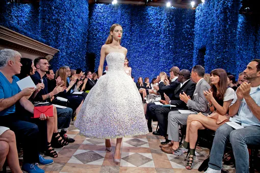 Первая коллекция Рафа Симмонса для Christian Dior Haute Couture осень-зима 2012