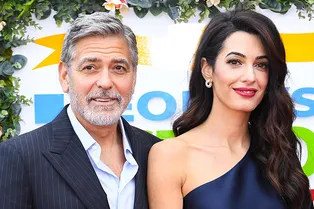 Джордж и Амаль Клуни купили детям кукольный дом за 112 тысяч долларов Джордж и Амаль Клуни купили детям кукольный дом за 112 тысяч долларов