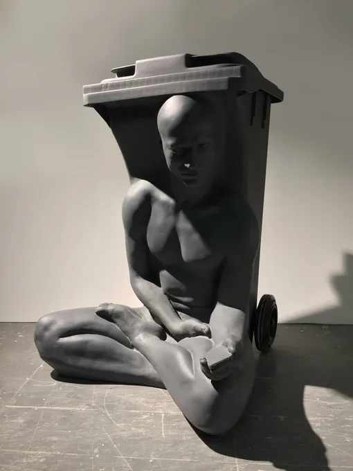 Контейнер. «Медитация». 2017. Пластик, литье Контейнер. «Медитация». 2017. Пластик, литье