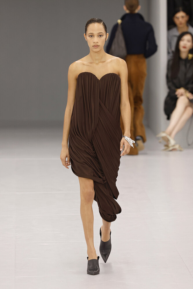 Loewe весна-лето 2024 Loewe весна-лето 2024