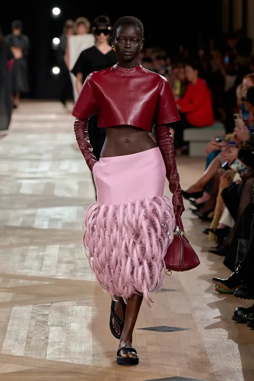 Balenciaga весна-лето 2026