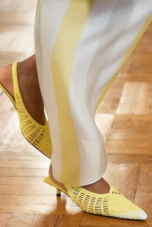 Jacquemus весна-лето 2025