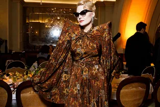 Рената Литвинова, Федор Бондарчук и Дмитрий Глуховский на презентации книги кинокритика Зинаиды Пронченко