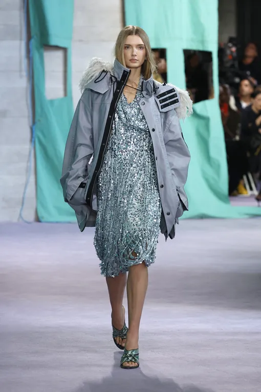 Burberry весна-лето 2025 Burberry весна-лето 2025