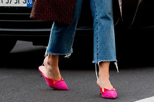 С чем носить брюки и джинсы клеш, чтобы выглядеть как звезда стритстайла: 15 модных идей