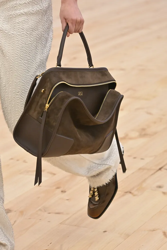 Loewe весна-лето 2026 Loewe весна-лето 2026