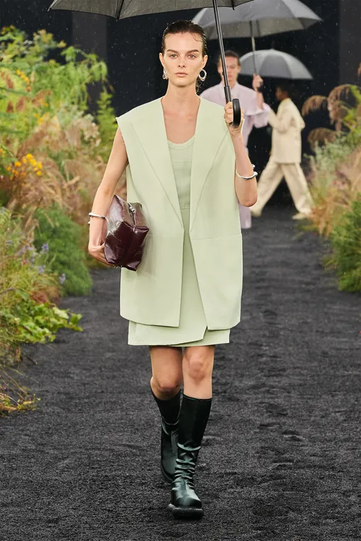 Jil Sander весна-лето 2023 Jil Sander весна-лето 2023
