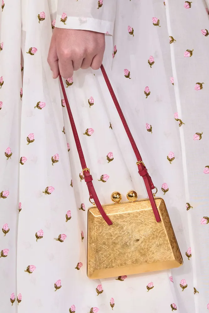 Giambattista Valli весна-лето 2025