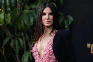 Сандра Буллок: «Я взяла за правило отключаться от цифрового шума раз в неделю»