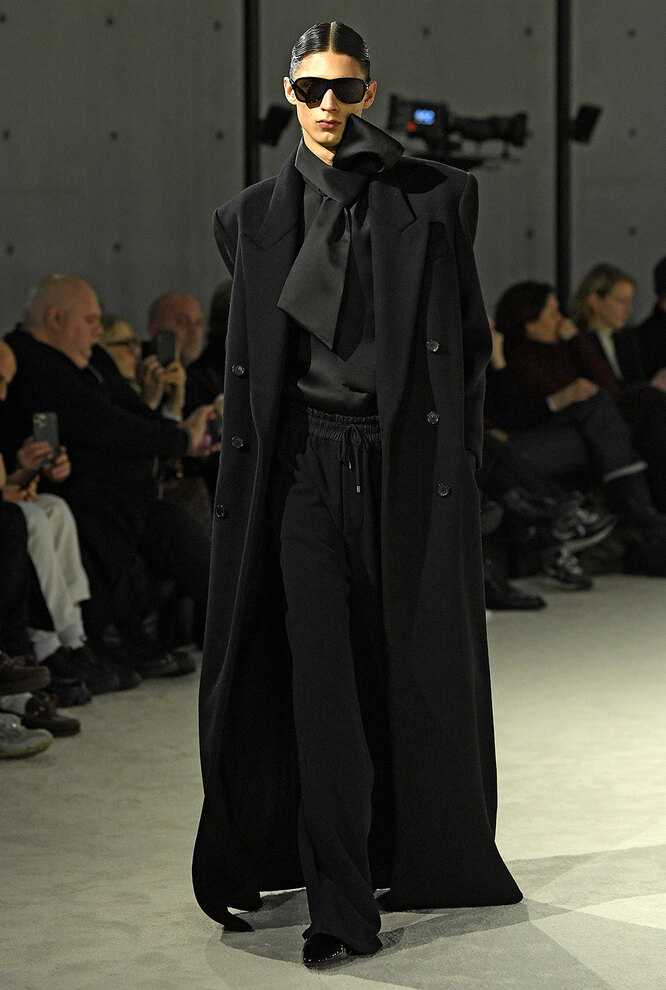 Saint Laurent осень-зима 2023/24