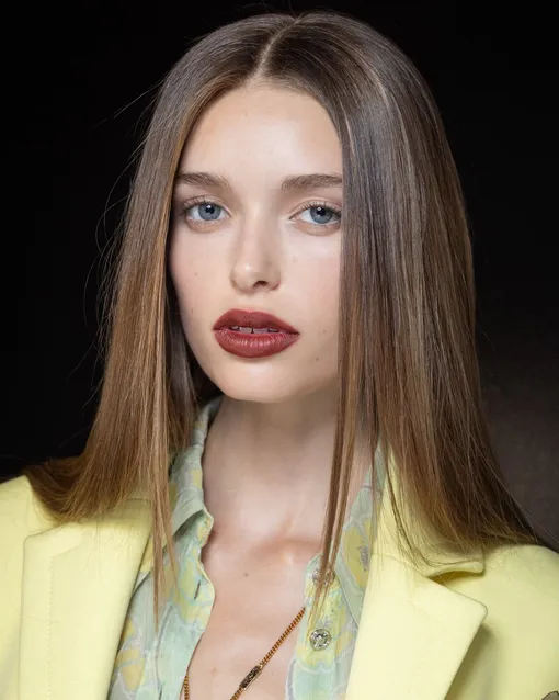 Versace весна-лето 2025 Versace весна-лето 2025