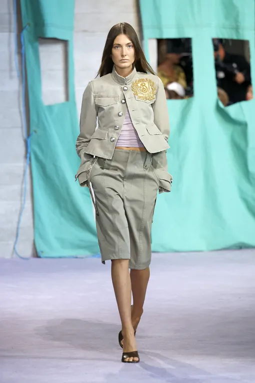 Burberry весна-лето 2025
