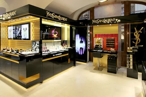 День Yves Saint Laurent День Yves Saint Laurent