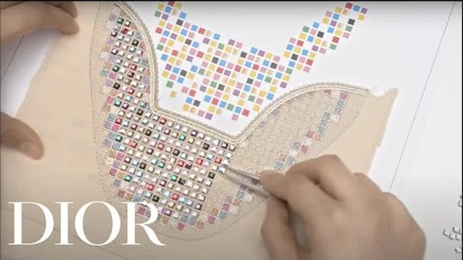 Нажмите и смотрите Нажмите и смотрите