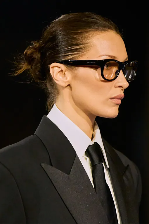 Saint Laurent весна-лето 2025 Saint Laurent весна-лето 2025
